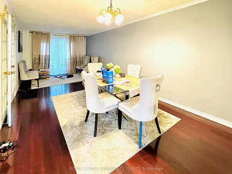 531 Loretta Court Mississauga ON L5B 3S2