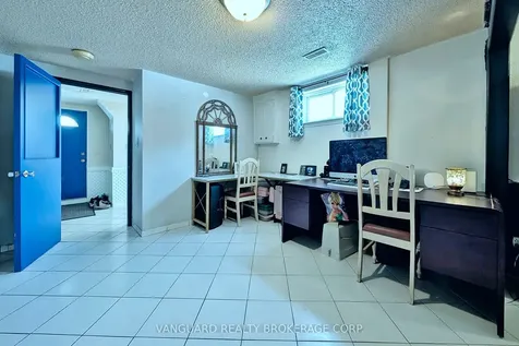 92 Skelton Boulevard Brampton ON L6V 2P6