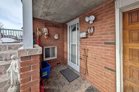92 Skelton Boulevard Brampton ON L6V 2P6