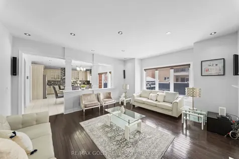 62 Bakersfield Road Brampton ON L6P 3Y5