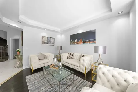 62 Bakersfield Road Brampton ON L6P 3Y5