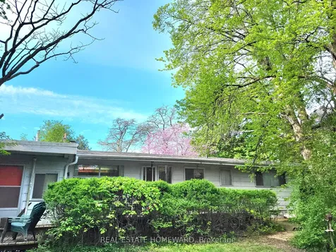 2441 Old Carriage Road Mississauga ON L5C 1Y6