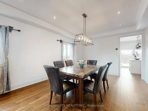 6786 Kazoo Court Mississauga ON L5W 1T4