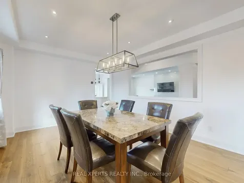 6786 Kazoo Court Mississauga ON L5W 1T4