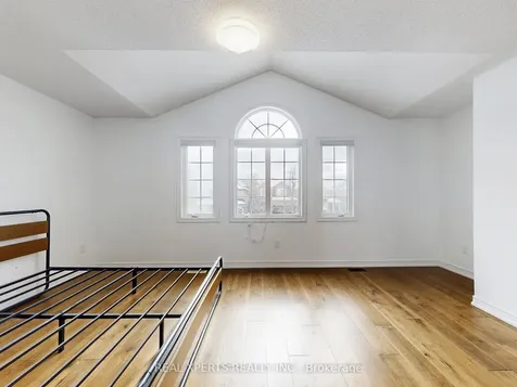 6786 Kazoo Court Mississauga ON L5W 1T4