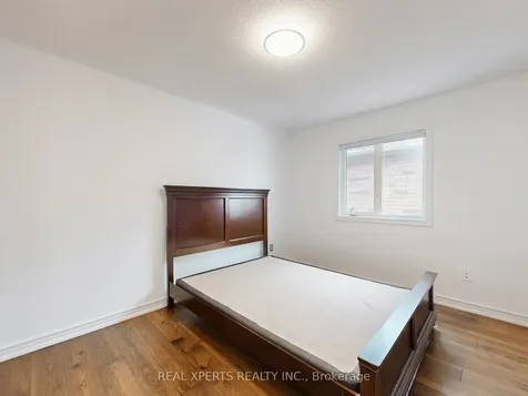 6786 Kazoo Court Mississauga ON L5W 1T4