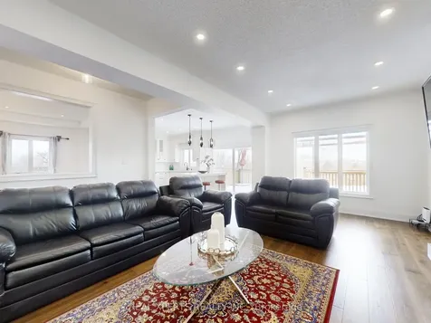 6786 Kazoo Court Mississauga ON L5W 1T4