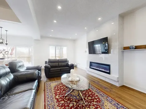 6786 Kazoo Court Mississauga ON L5W 1T4