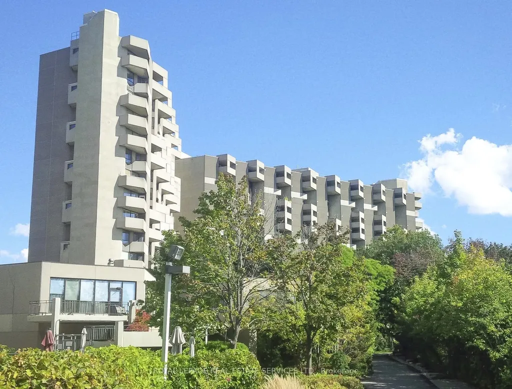 284 Mill Road Toronto ON M9C 4W6