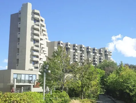 284 Mill Road Toronto ON M9C 4W6
