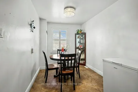 7255 Dooley Drive Mississauga ON L4T 2S7