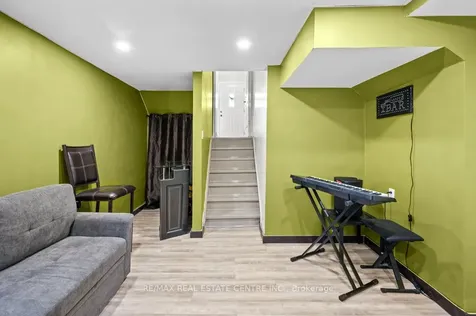 7255 Dooley Drive Mississauga ON L4T 2S7