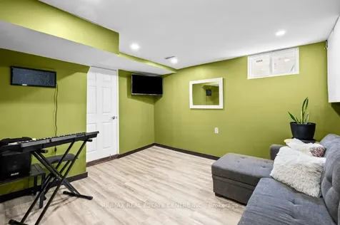 7255 Dooley Drive Mississauga ON L4T 2S7