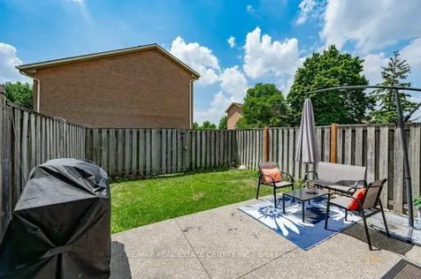 7255 Dooley Drive Mississauga ON L4T 2S7