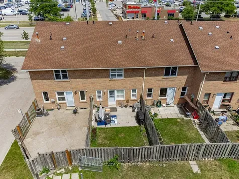 7255 Dooley Drive Mississauga ON L4T 2S7