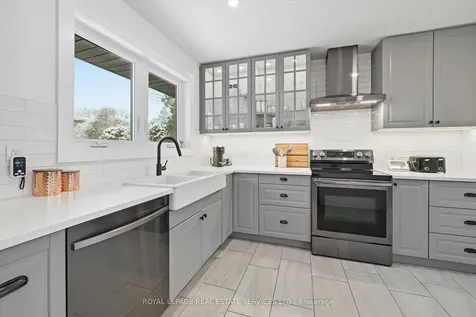 1151 Sarta Road Oakville ON L6L 2P1