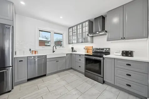 1151 Sarta Road Oakville ON L6L 2P1