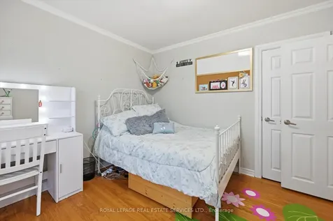 1151 Sarta Road Oakville ON L6L 2P1