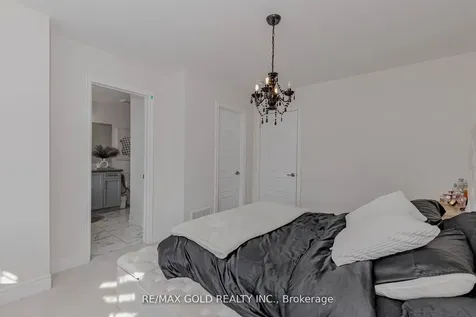 18 Branigan Crescent Halton Hills ON L7G 0N2