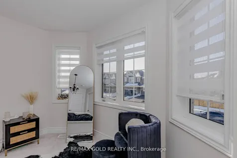 18 Branigan Crescent Halton Hills ON L7G 0N2