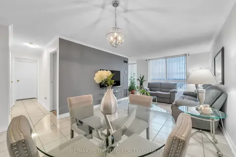 2470 Eglinton Avenue W Toronto ON M6M 5E7