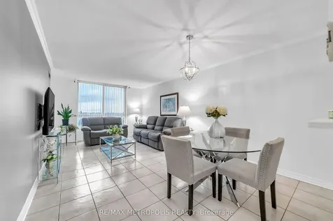 2470 Eglinton Avenue W Toronto ON M6M 5E7