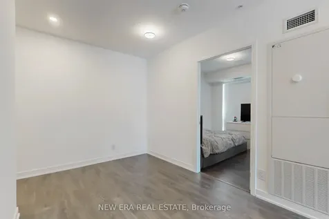 30 Samuel Wood Way Toronto ON M9B 0C9