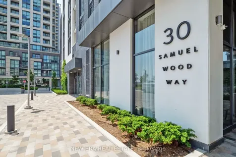 30 Samuel Wood Way Toronto ON M9B 0C9