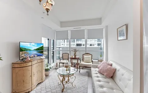10 Gibbs Road Toronto ON M9B 0E2