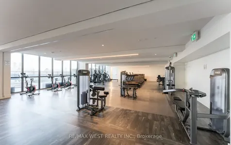 10 Gibbs Road Toronto ON M9B 0E2