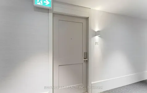 10 Gibbs Road Toronto ON M9B 0E2