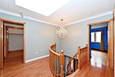 622 The Queensway N/a Toronto ON M8Y 1K3