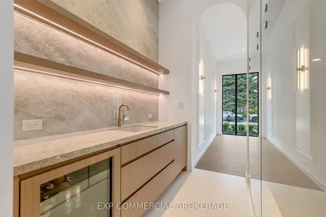 114 Tracina Drive Oakville ON L6L 4B7