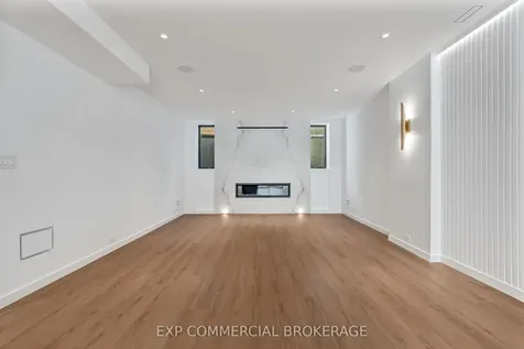 114 Tracina Drive Oakville ON L6L 4B7