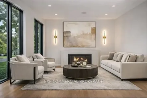 114 Tracina Drive Oakville ON L6L 4B7