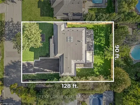 114 Tracina Drive Oakville ON L6L 4B7