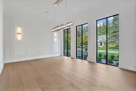 114 Tracina Drive Oakville ON L6L 4B7