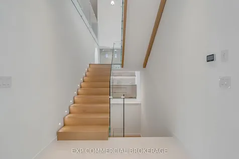 114 Tracina Drive Oakville ON L6L 4B7