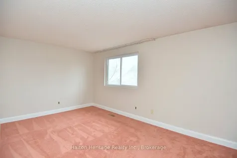 457 Woodview Road Burlington ON L7N 2Z9