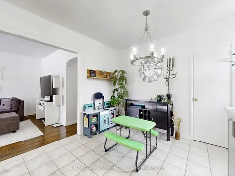 87 Savona Drive Toronto ON M8W 4V2