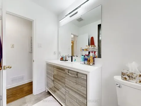 87 Savona Drive Toronto ON M8W 4V2