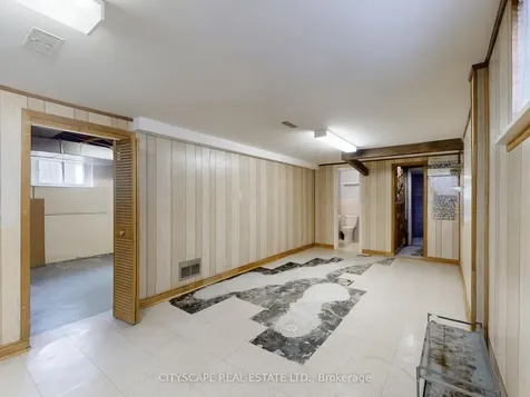 87 Savona Drive Toronto ON M8W 4V2