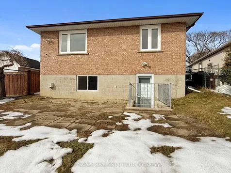 87 Savona Drive Toronto ON M8W 4V2