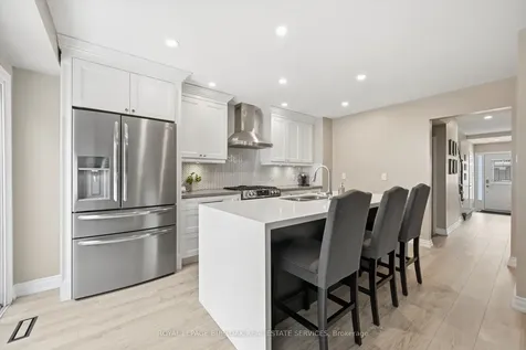 5255 Lakeshore Road Burlington ON L7L 5X8