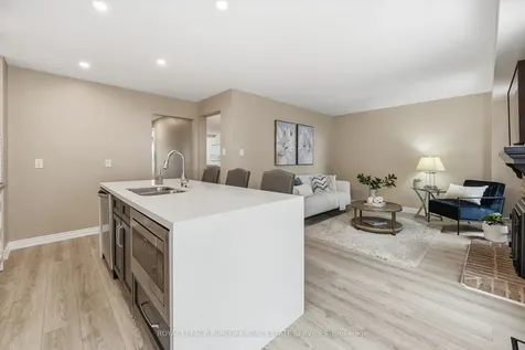 5255 Lakeshore Road Burlington ON L7L 5X8