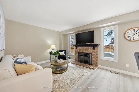 5255 Lakeshore Road Burlington ON L7L 5X8