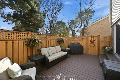 5255 Lakeshore Road Burlington ON L7L 5X8