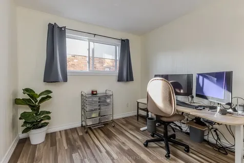 154 Hendrie Avenue Burlington ON L7T 4C2