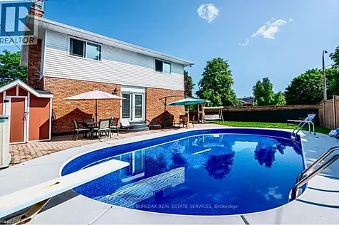 154 Hendrie Avenue Burlington ON L7T 4C2