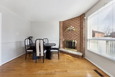 37 Candy Crescent Brampton ON L6X 3Z7